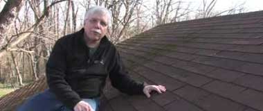 dangers de la mousse de toit